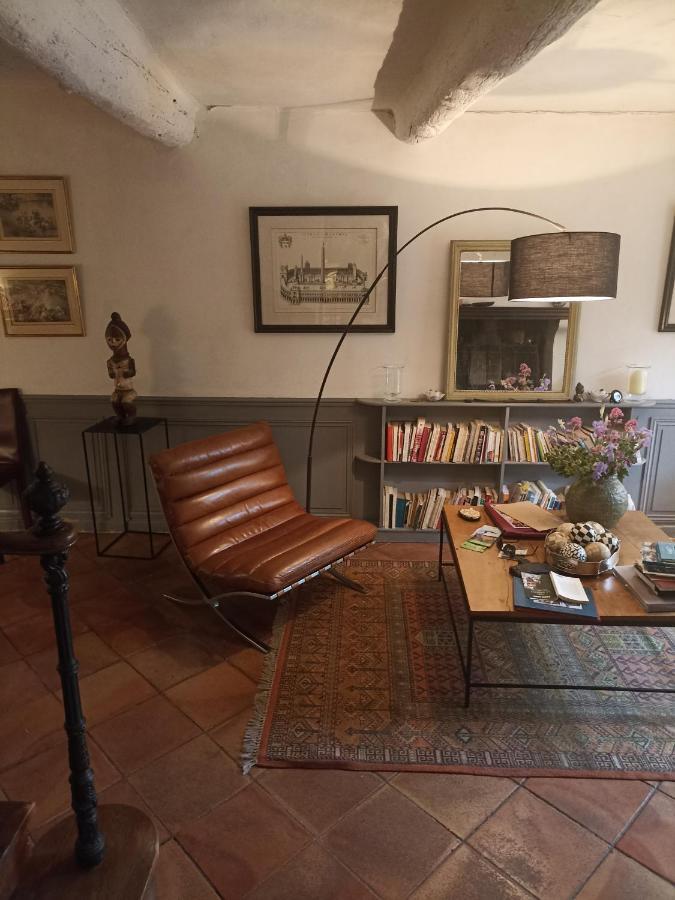 La Villageoise, Chambre Troglodyte Pitoresque Au Coeur Du Village Rognes エクステリア 写真