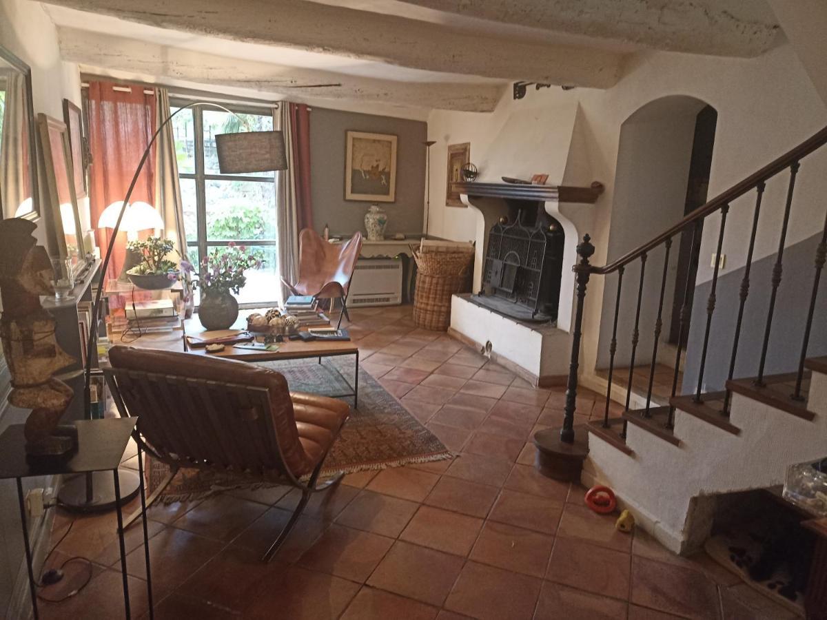La Villageoise, Chambre Troglodyte Pitoresque Au Coeur Du Village Rognes エクステリア 写真